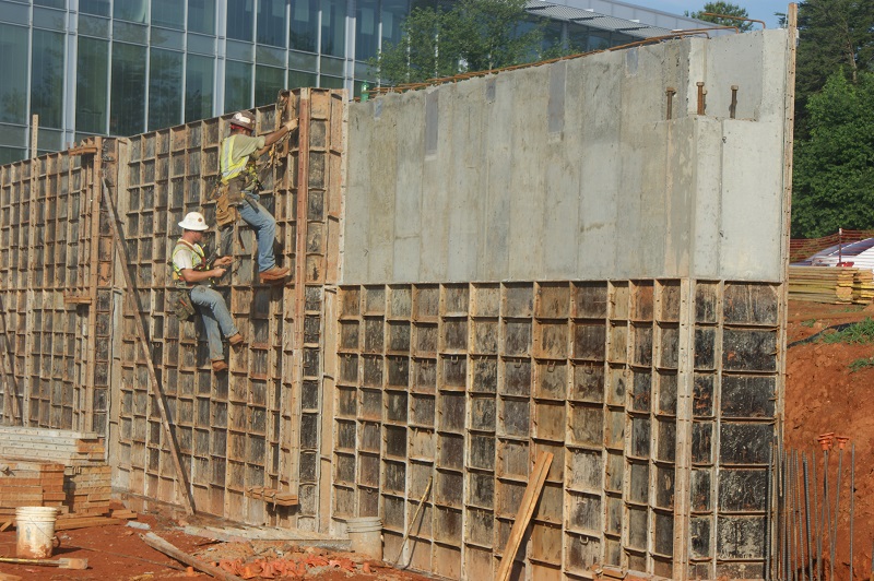 wall form removal - website.jpg